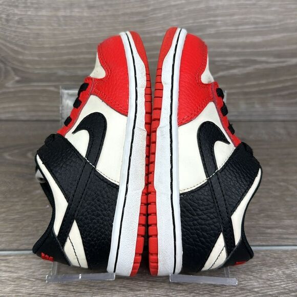 Nike Dunk Low ChicagoToddler Boy Sz 9 Red White Black Lace Sneakers DC9562-100 - Picture 10 of 10